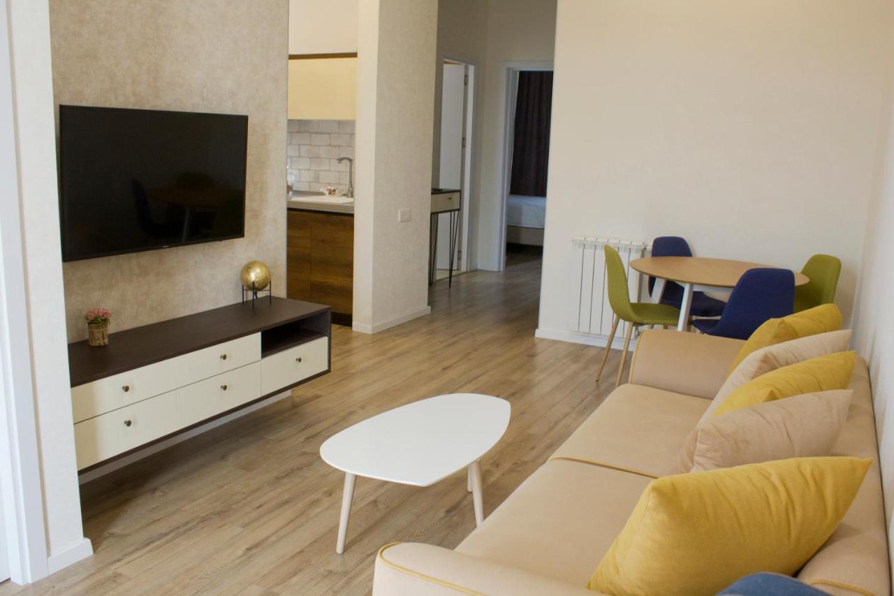 Sameba Bell, Luxury Apartment Tbilisi Buitenkant foto