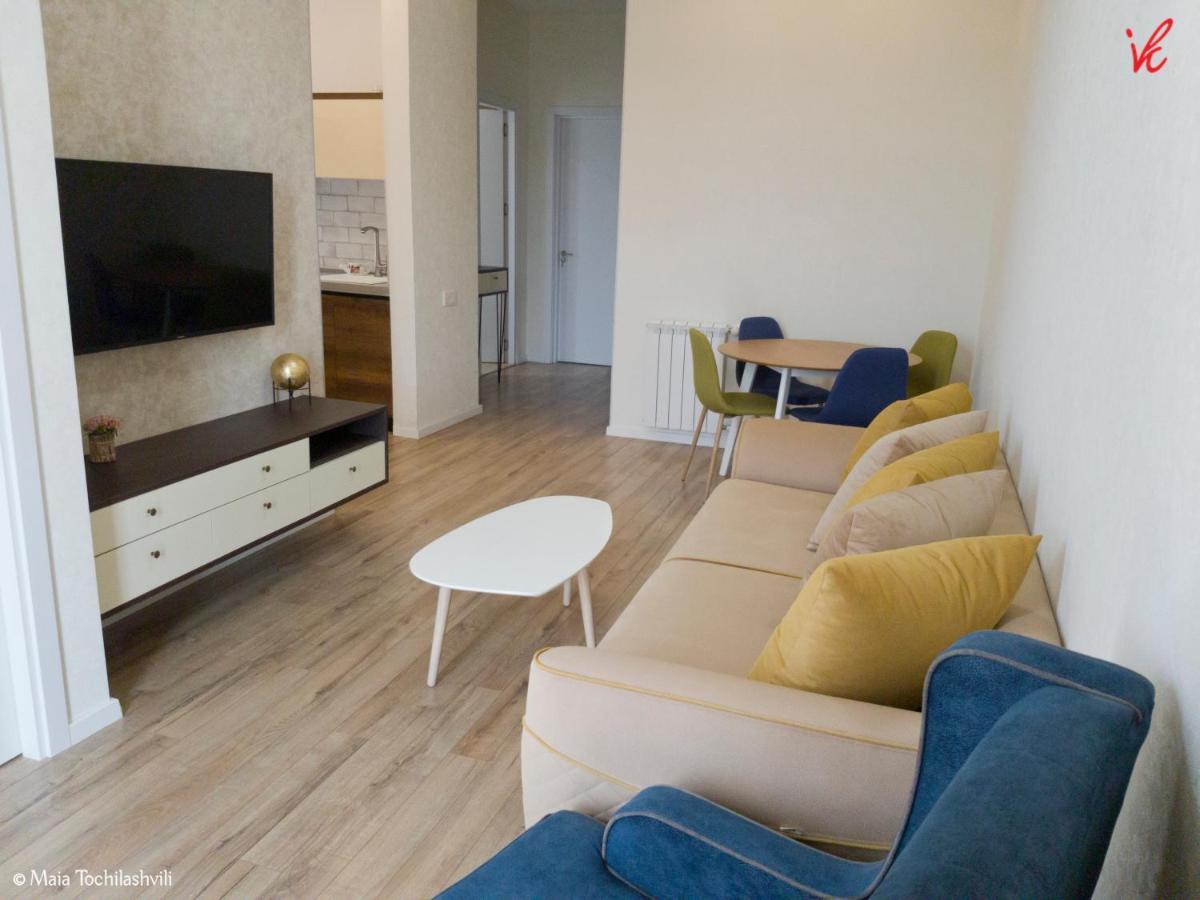 Sameba Bell, Luxury Apartment Tbilisi Buitenkant foto