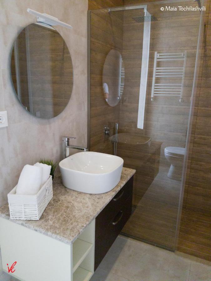 Sameba Bell, Luxury Apartment Tbilisi Buitenkant foto