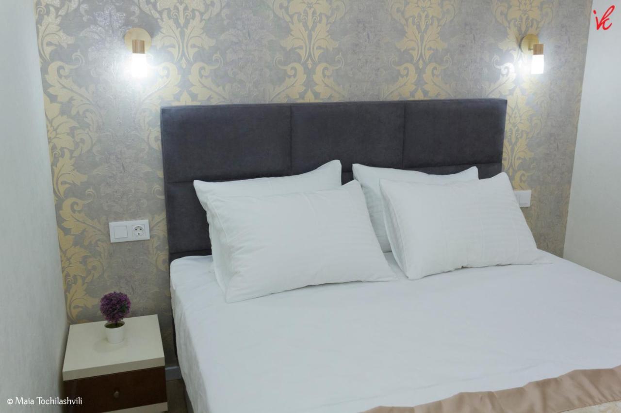 Sameba Bell, Luxury Apartment Tbilisi Buitenkant foto